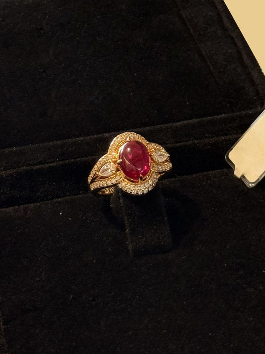 Elegant Ruby - Dominant Gold Ring with Sparkling Diamonds