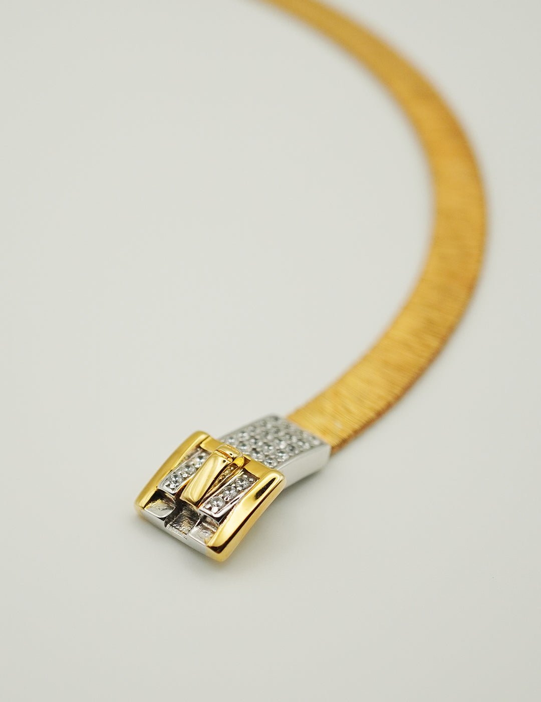 Exquisite Silver Thread Diamond Buckle Bracelet