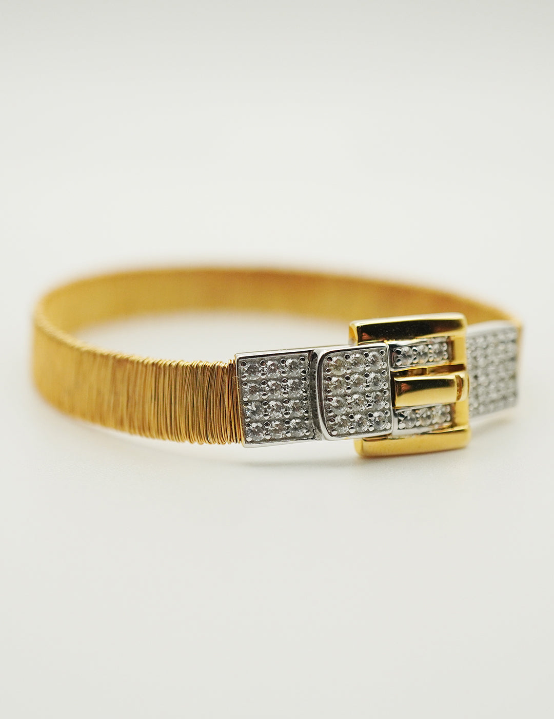 Exquisite Silver Thread Diamond Buckle Bracelet