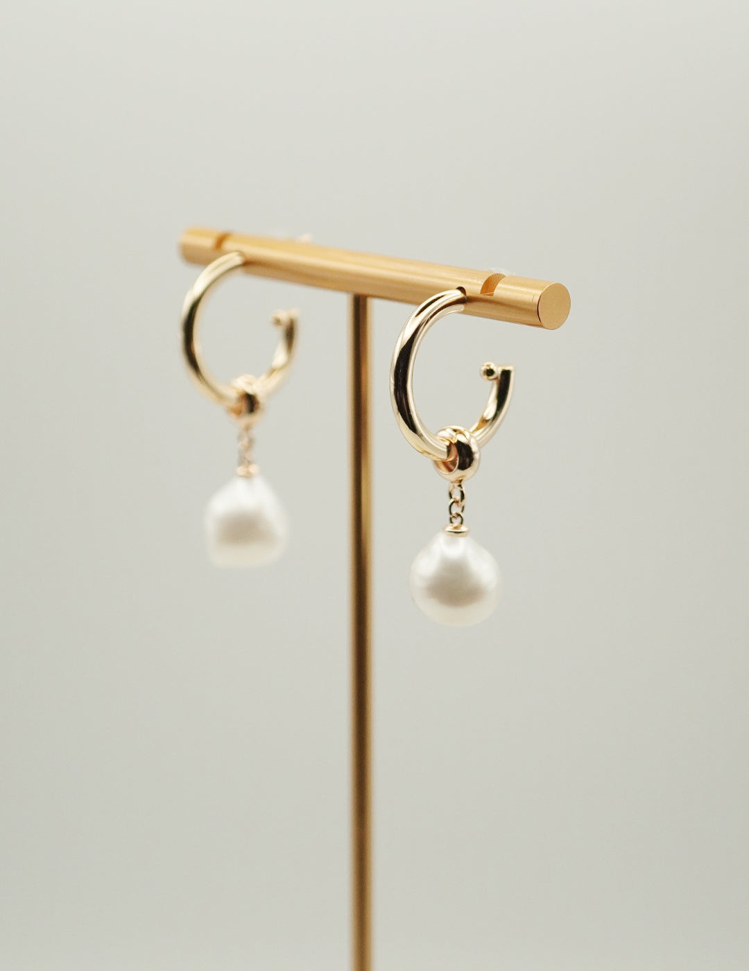 Glamorous Baroque Pearl adorned Hoop Earrings