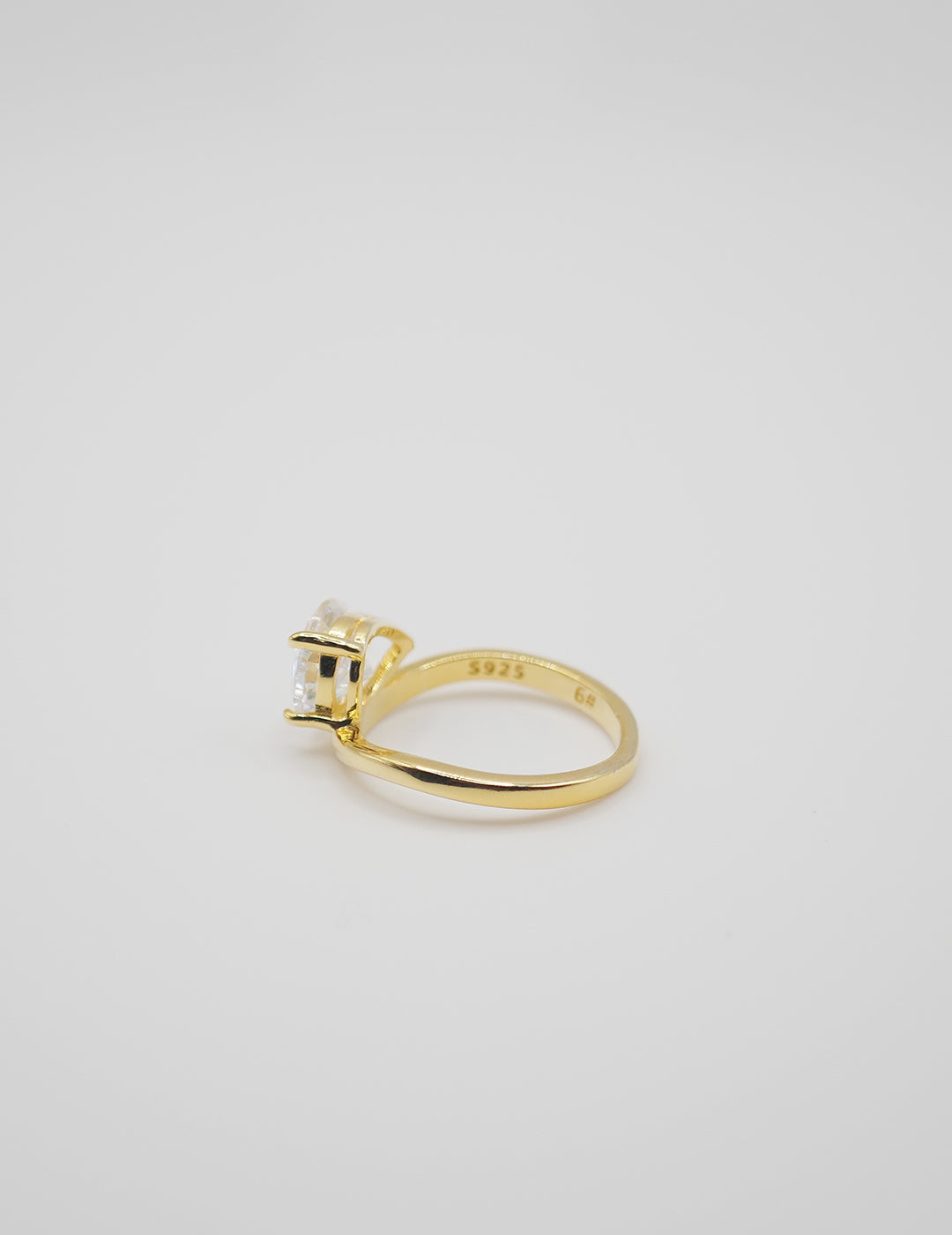 925 Silver Wavy Band Cubic Zirconia Ring