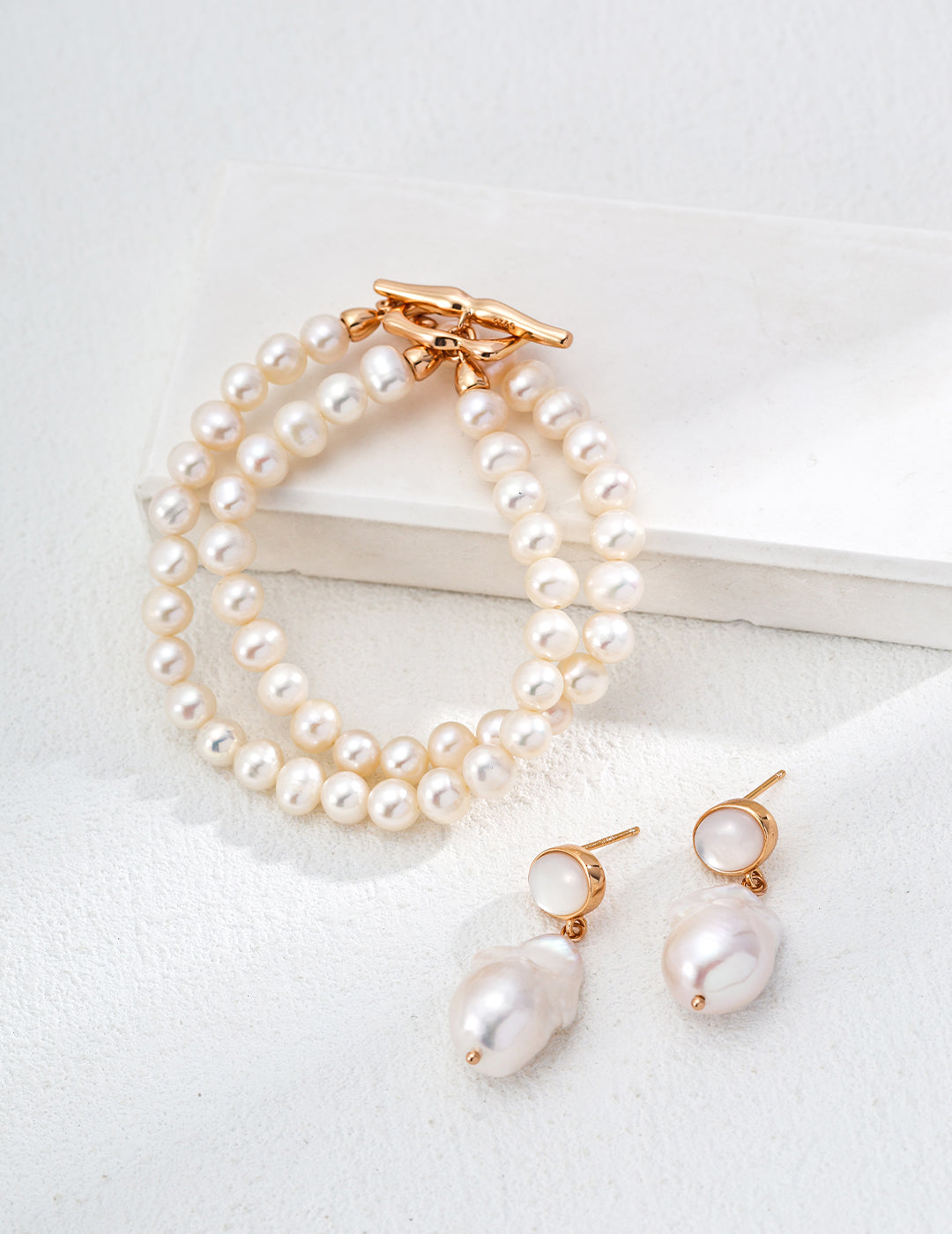 Oval Seashell - style & Baroque Pearl Drop Earrings