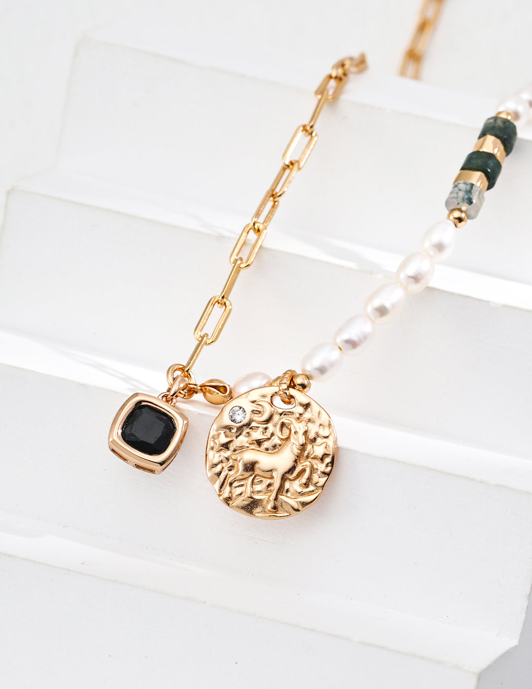 Ethereal Capricorn Onyx, Green Moss Agate& Pearls Necklace,detail