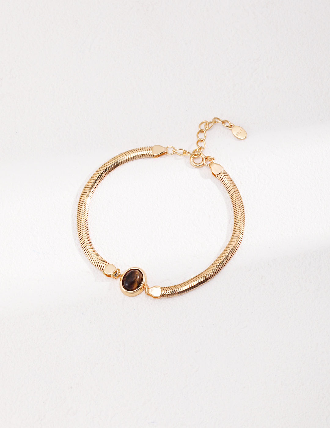 Glamorous Snake Chain Bracelet featuring a Precious Natural Stone