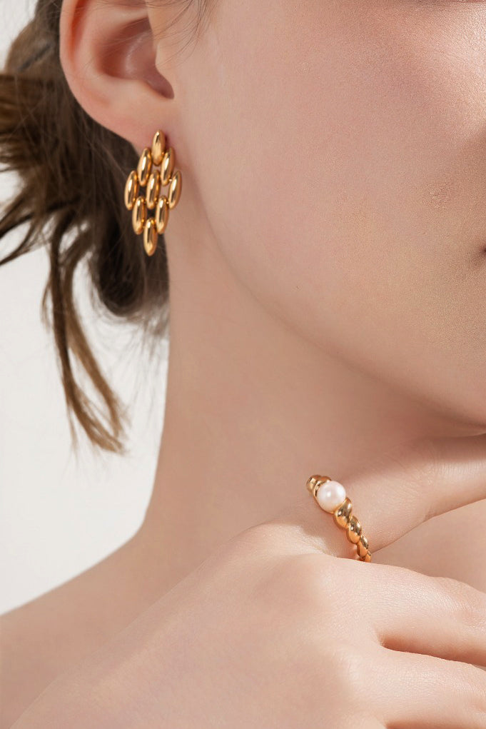 Meteor- inspired Sterling Silver Earrings: Stellar Elegance