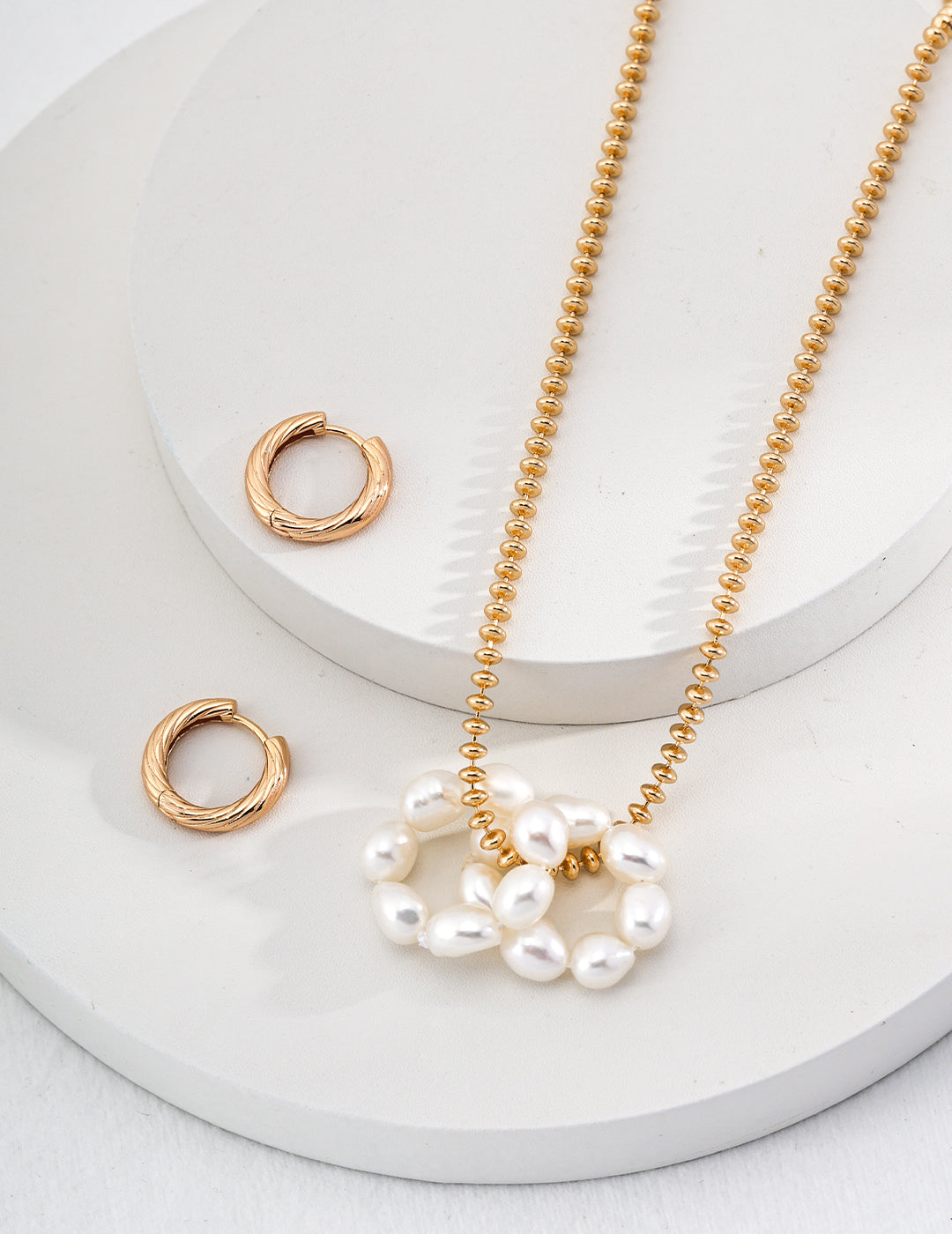 Elegant Natural Pearl Hoop Earrings