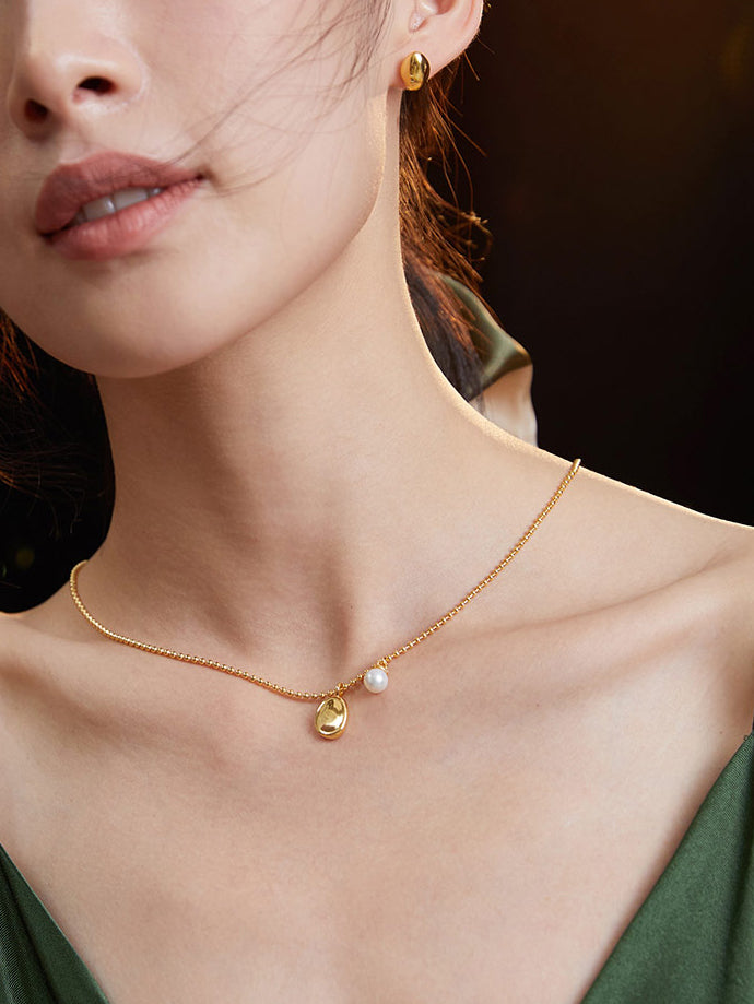 Elegant Gold Ghain Teardrop Pearl Choker Necklace