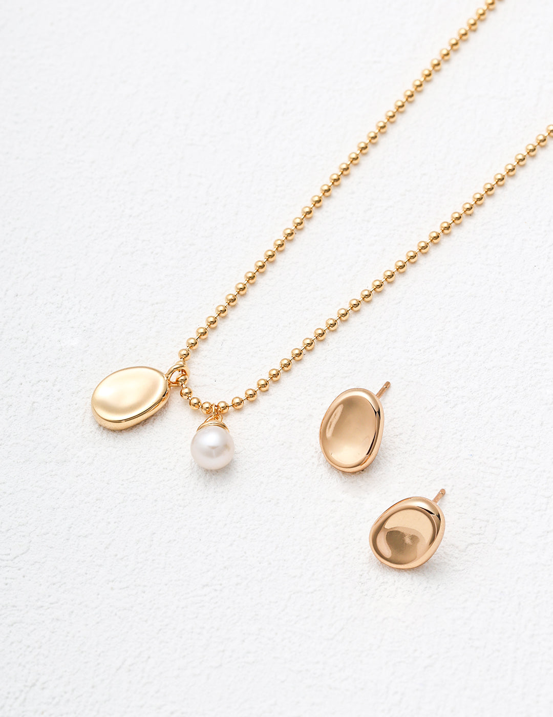 Elegant Gold Ghain Teardrop Pearl Choker Necklace