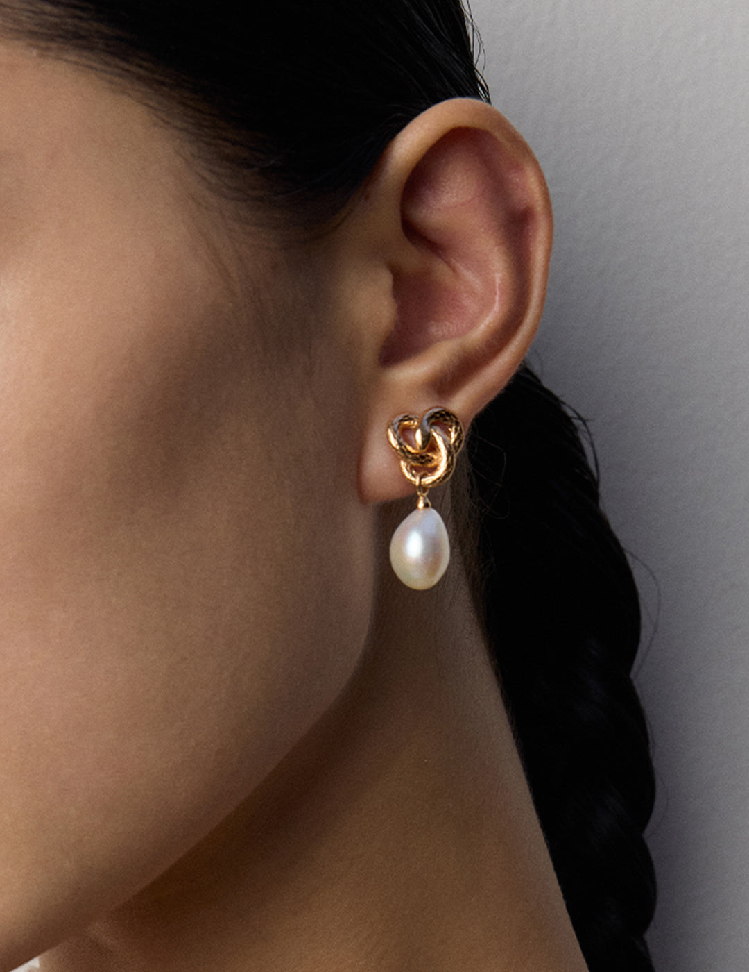 Snake-twist Baroque Pearl Drop Earrings