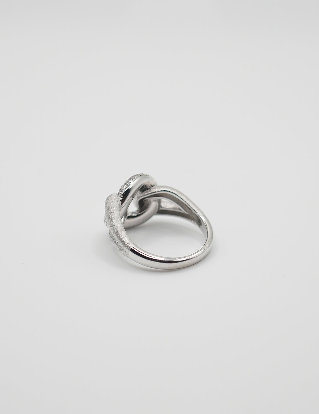 Chic Interlocked - Knot Silver Band with Diamonds, back